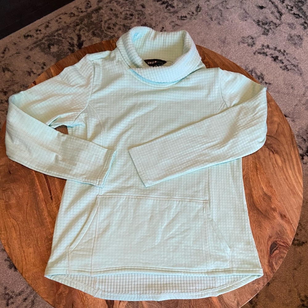 Athletic Pullover Blue Worn Once Medium